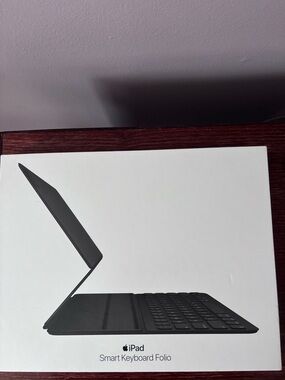 Apple Smart Keyboard Folio - Black